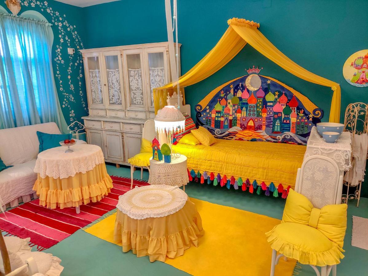 Feher Tulipan Apartman Hotel Debrecen Buitenkant foto