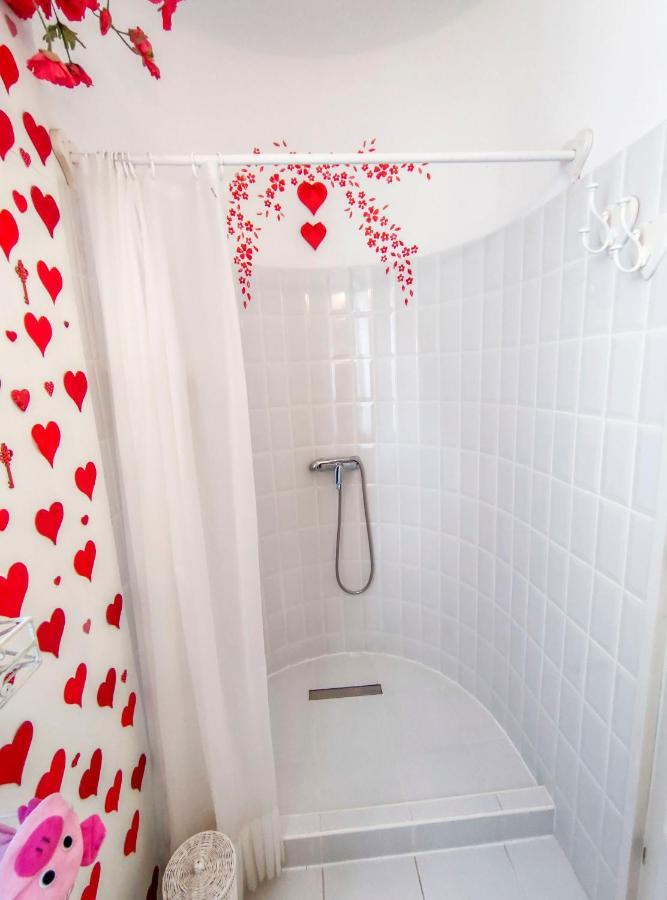 Feher Tulipan Apartman Hotel Debrecen Buitenkant foto