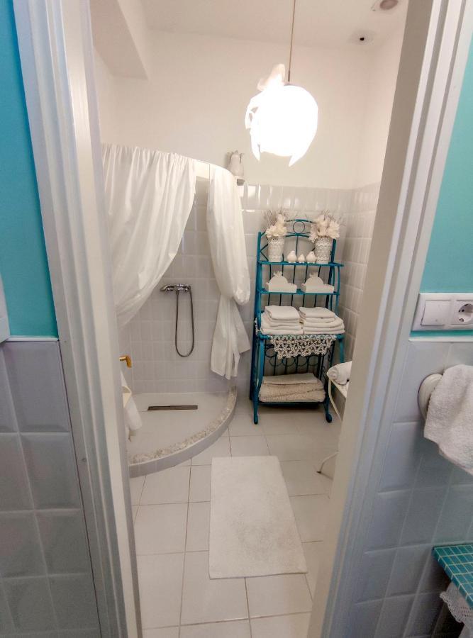 Feher Tulipan Apartman Hotel Debrecen Buitenkant foto