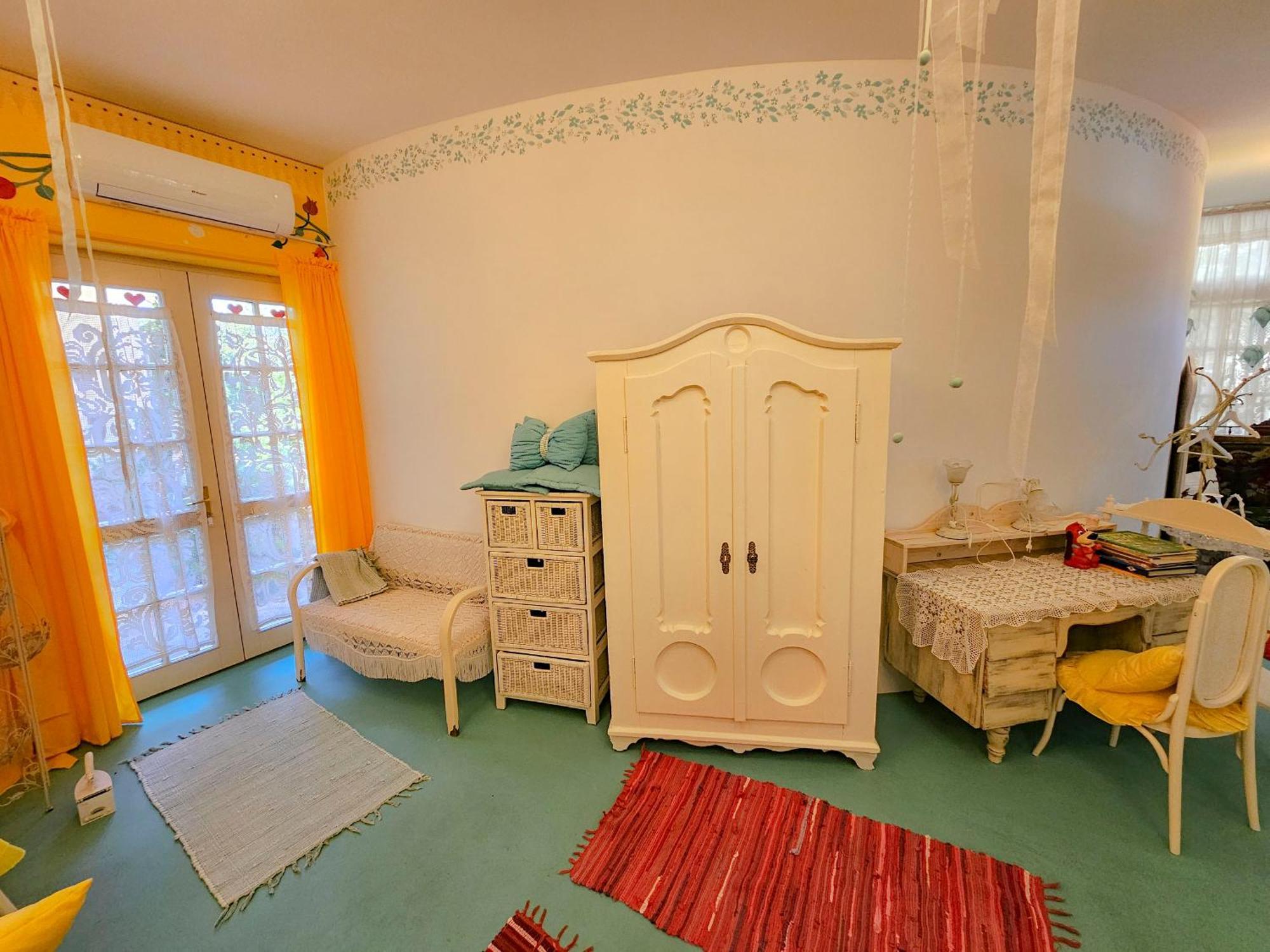 Feher Tulipan Apartman Hotel Debrecen Buitenkant foto