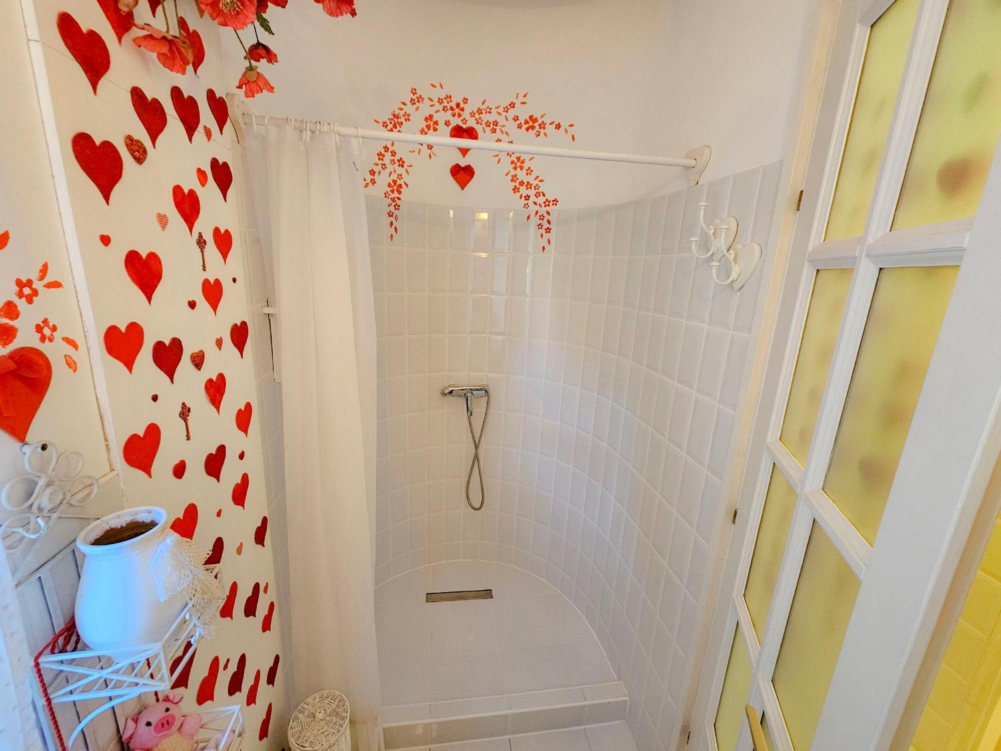 Feher Tulipan Apartman Hotel Debrecen Buitenkant foto